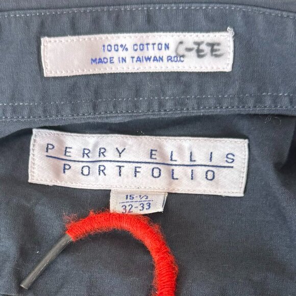 Vintage Perry Ellis Men's Button Down - Picture 4 of 5